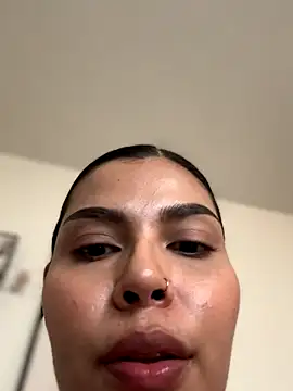 GigiiStone online show from September 8, 6:40 pm