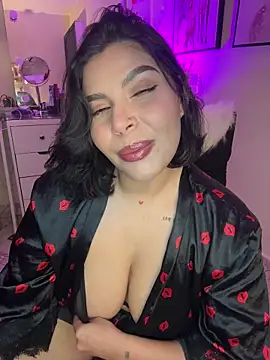 GigiiStone online show from February 23, 1:54 pm