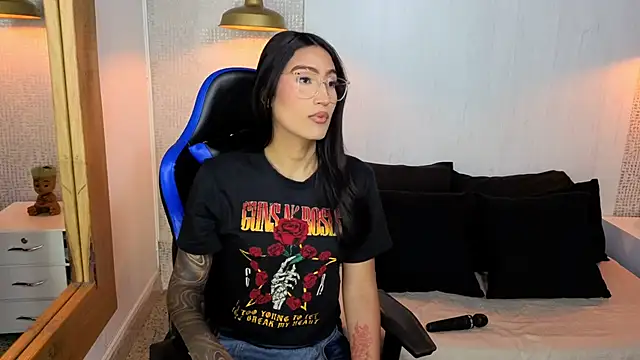 Taly Fox online show from March 9, 2:53 pm