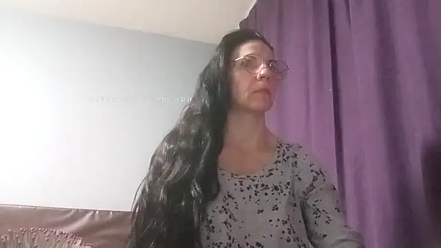 AlfejiRise online show from October 19, 4:20 pm