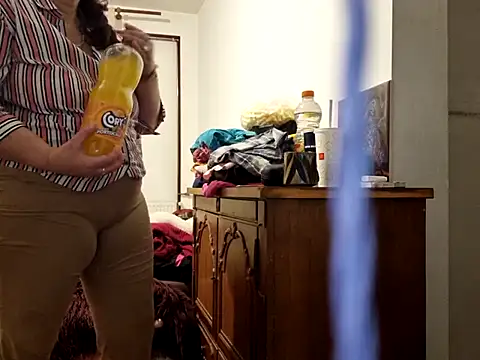 Samantha Squirtxh online show from October 5, 1:32 am