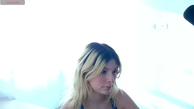 Ania jones online show from October 17, 9:29 pm