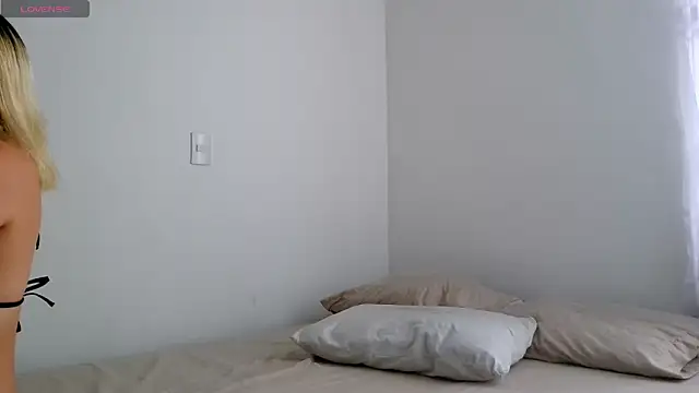 Ania jones online show from October 14, 9:28 pm