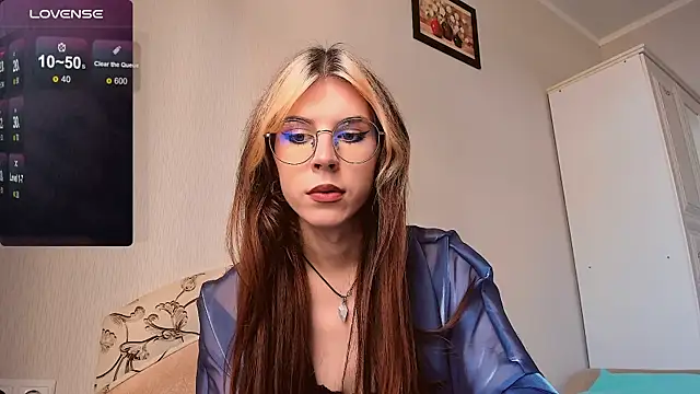  eva  pleasure  online show from November 8, 6:51 am