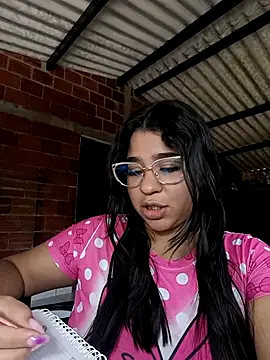 Yelly online show from February 10, 3:15 pm