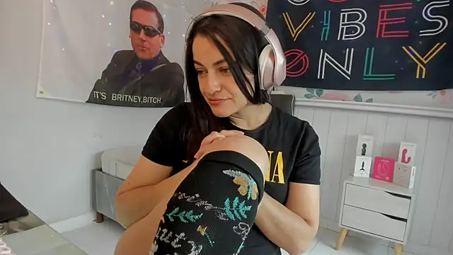 LovelyAzucena online show from October 18, 3:37 pm