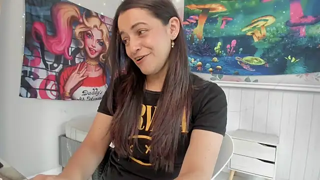 LovelyAzucena online show from December 5, 4:19 pm