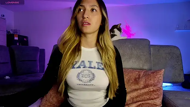 TiffanyBela online show from September 13, 12:51 am