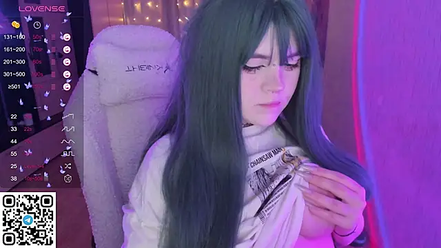 SelenaCute online show from April 7, 5:42 am