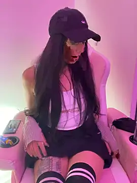 Felicia smok3 online show from August 4, 5:02 am