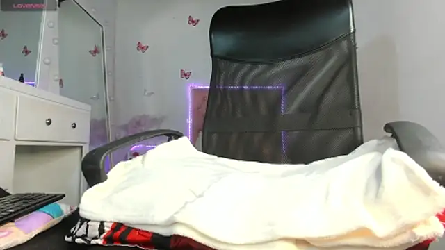 Celeste  sweetx online show from March 13, 6:20 pm