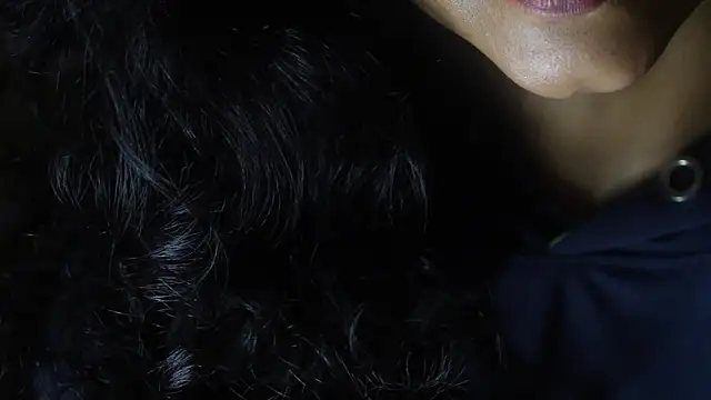 -AyeshaSinghania- online show from February 26, 5:23 pm