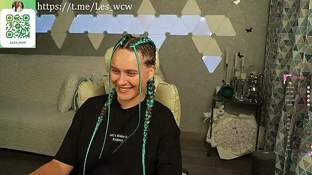 HarleyDeess online show from October 1, 10:59 pm