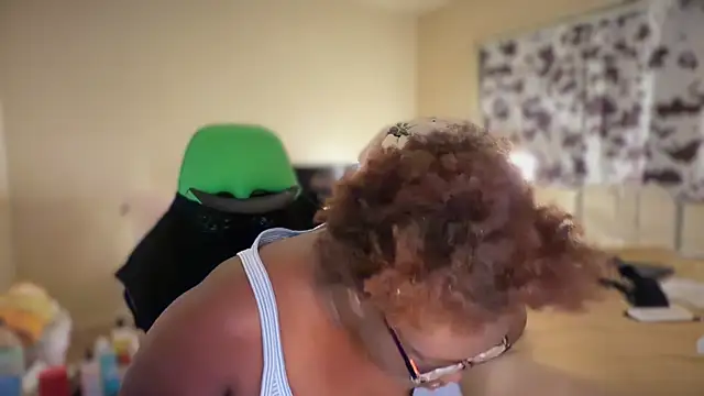 Miss west online show from February 3, 6:22 am