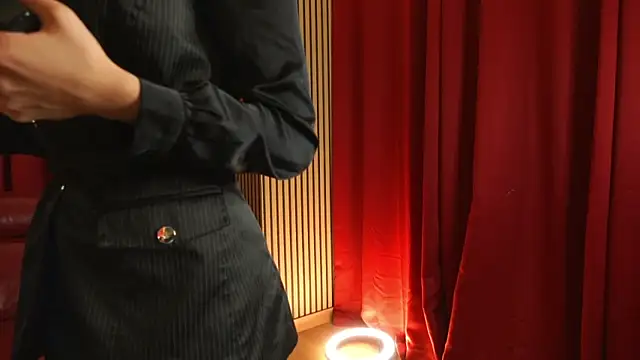 MollyHeadley online show from September 30, 7:52 pm