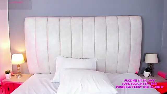 Ashleyy23x online show from February 18, 8:19 pm