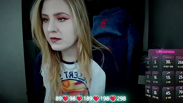 Olivia Munk online show from September 30, 4:40 am