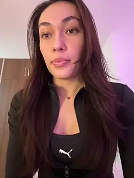 MichelleFerry  online show from February 8, 4:38 am