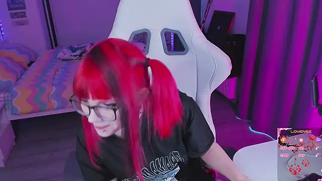 Yumi Youkai online show from October 9, 10:41 am