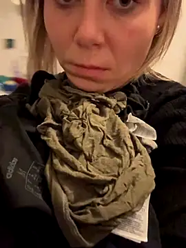 BabyNila online show from October 5, 7:41 pm