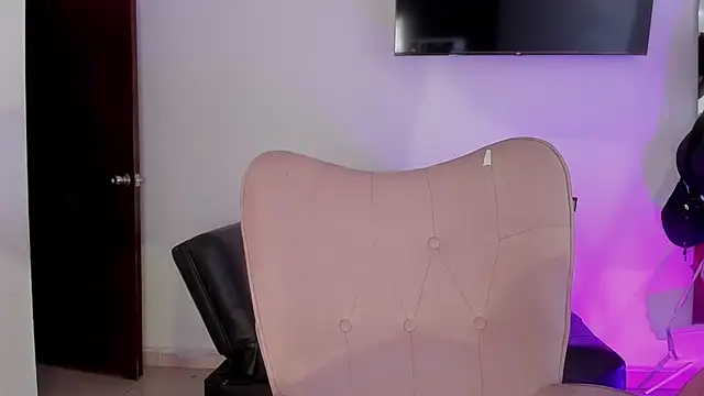 selene king2 online show from September 25, 4:06 pm