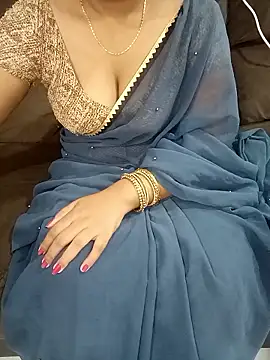 Mounika25 online show from September 27, 9:00 pm