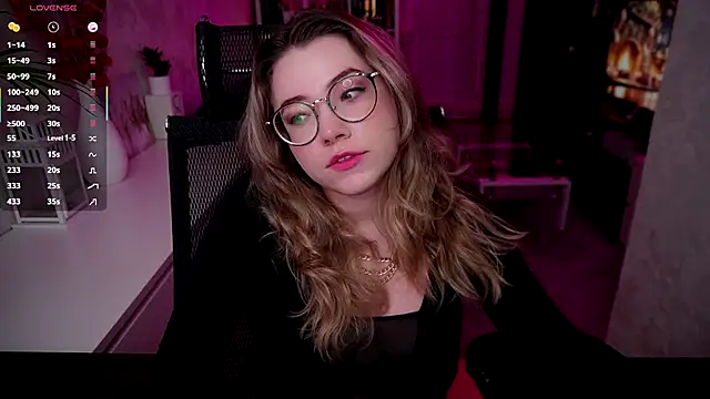 RemyCute online show from December 20, 6:56 pm