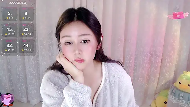 Aimee-520 online show from December 20, 8:07 am