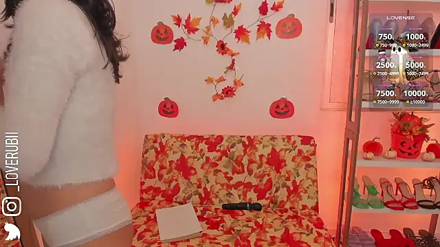 loverubii online show from October 23, 8:53 am