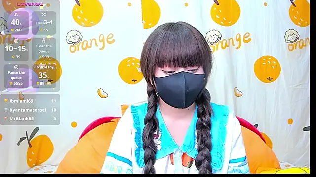 alonelove   online show from November 14, 7:52 am