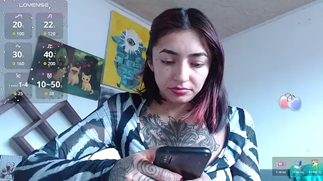 ZoeBakers  online show from February 13, 5:25 pm