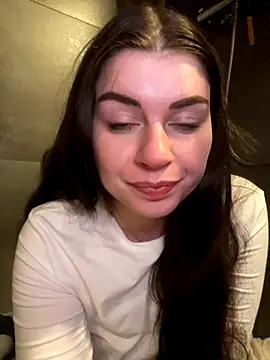 EllyNora online show from November 18, 11:15 pm