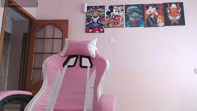 miaacatt online show from April 11, 6:41 am