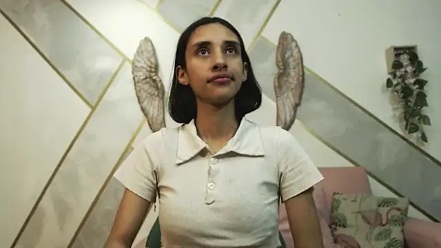 RoxanaCyrano  online show from October 6, 7:29 pm