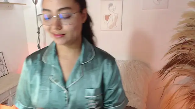  Kim  M online show from September 20, 1:31 pm