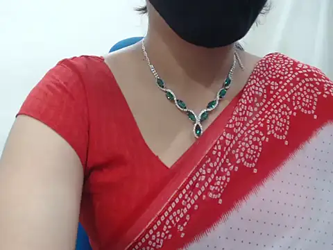 Lovely Siri 23 online show from January 14, 5:56 am