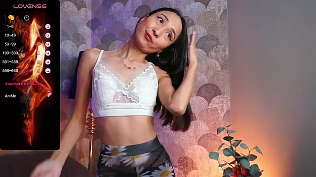 1reisatumi  online show from October 23, 1:39 pm