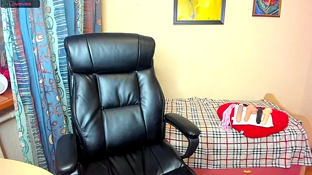 Yummy Kate online show from February 20, 7:32 am