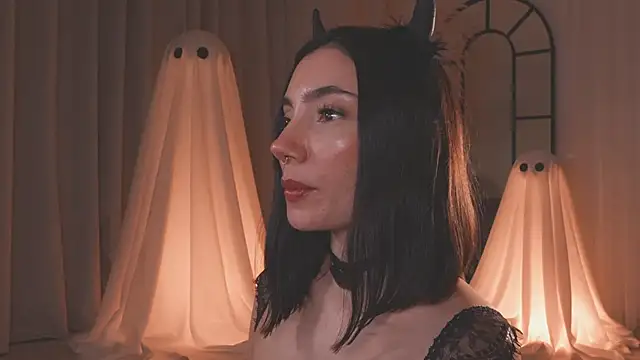 AmyArmstrong online show from October 12, 12:57 am