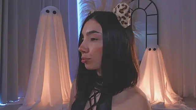 AmyArmstrong online show from October 22, 3:06 pm