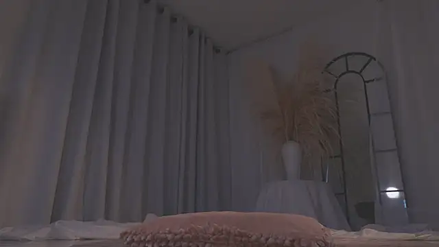 AmyArmstrong online show from November 7, 11:53 pm