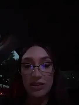 DaniDusan  online show from October 8, 10:58 pm