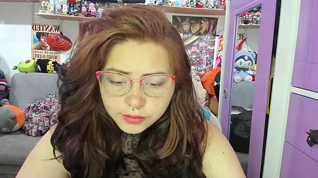 soficammy online show from October 10, 8:14 pm