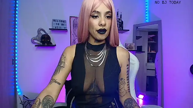 luci fer devil online show from October 10, 11:42 pm